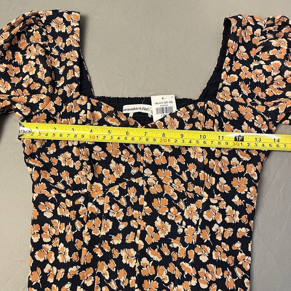 Abercrombie & Fitch XS Floral Sweetheart Puff Long Sleeve Smocked Cropped Top - Picture 6 of 7